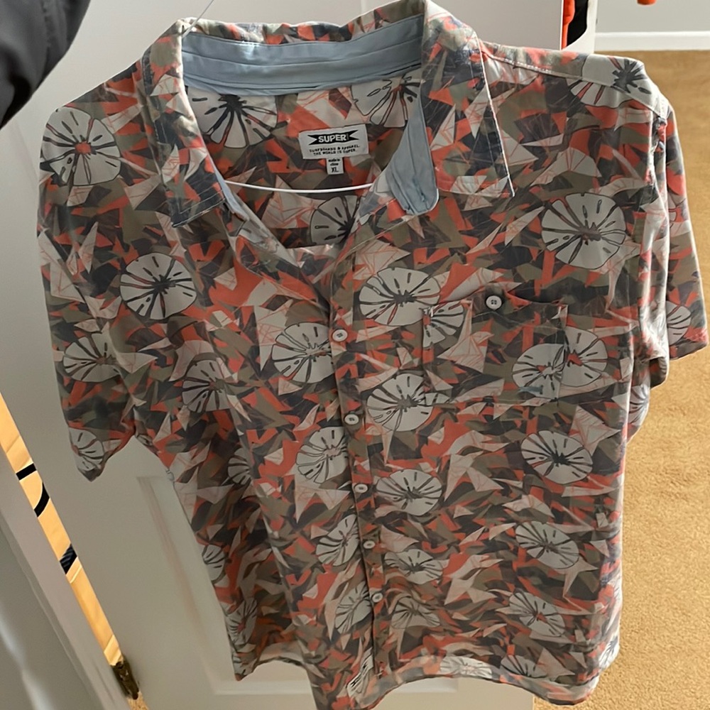 Super Button Down